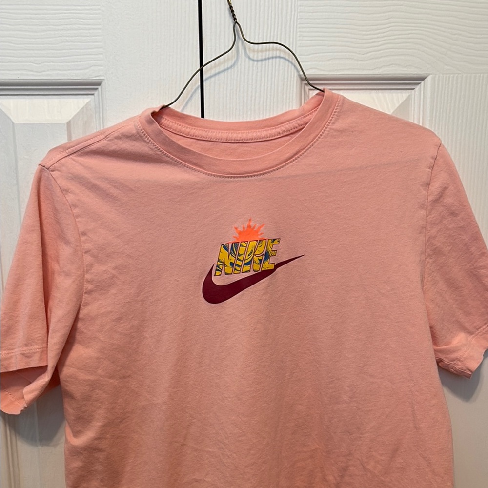 Nike Pink Tee with Graphic Logo